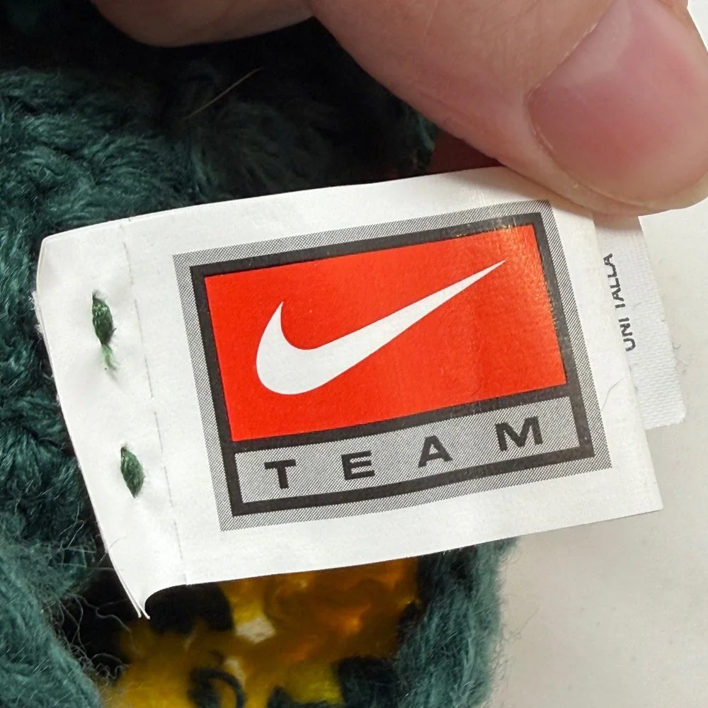 Nike Team Oregon Ducks‎ Crochet Beanie Green Yellow Floral Knit Hat F8RGP OSFM